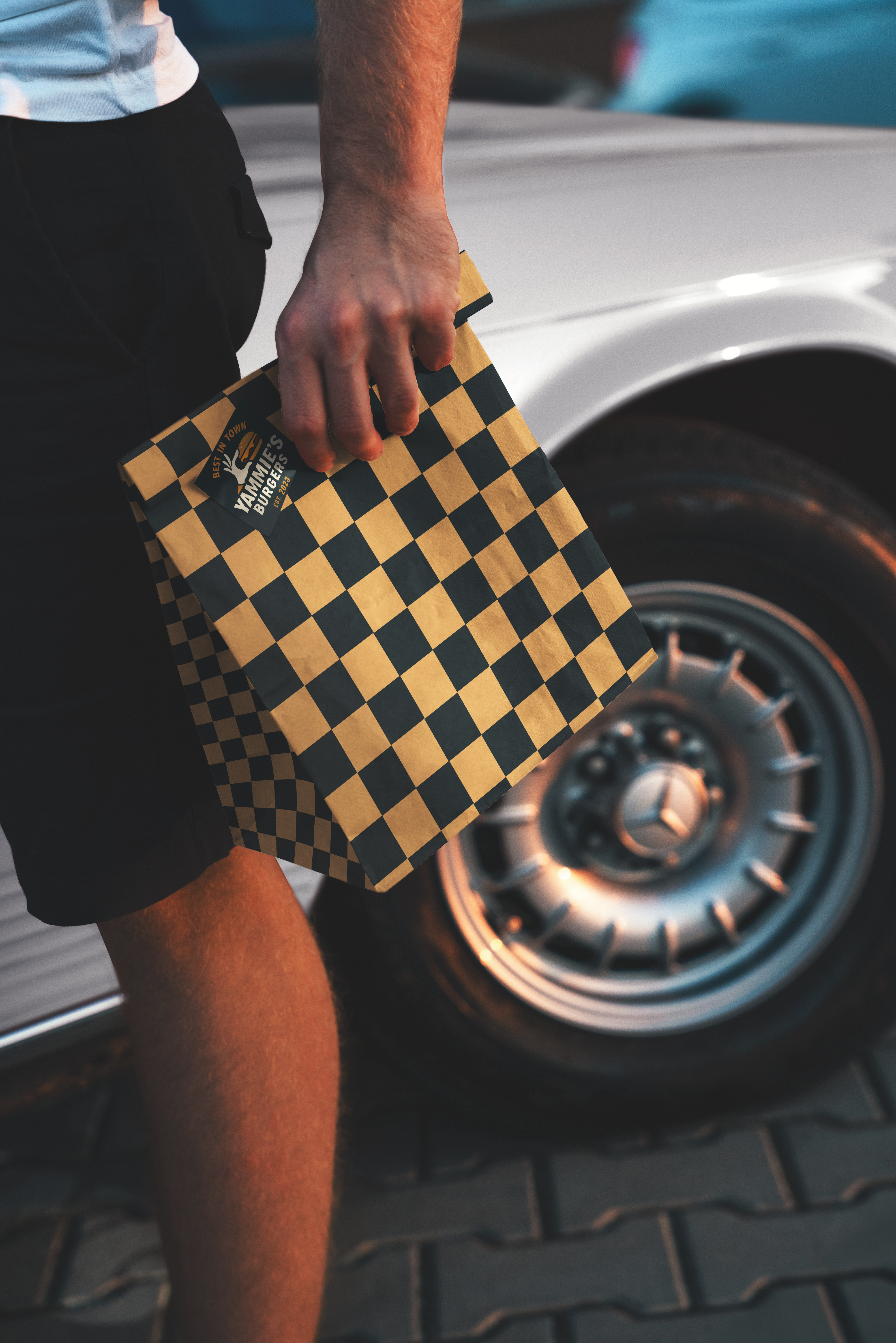 Yammie's Burgers Mockup